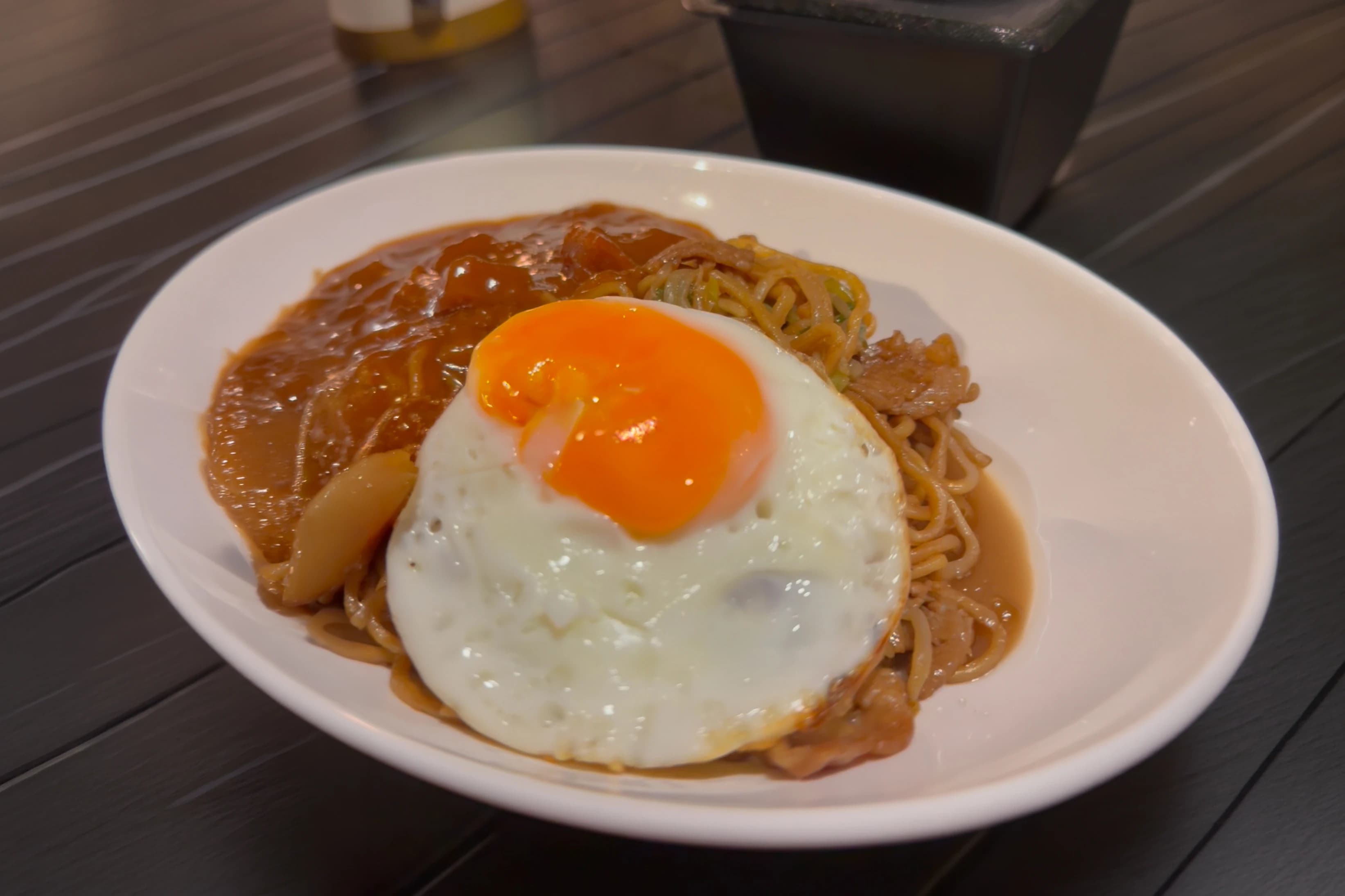 カレーかけ焼きそば
